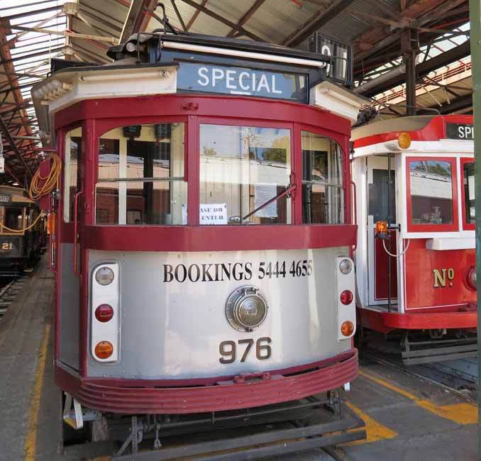 Bendigo Restaurant car W6 976